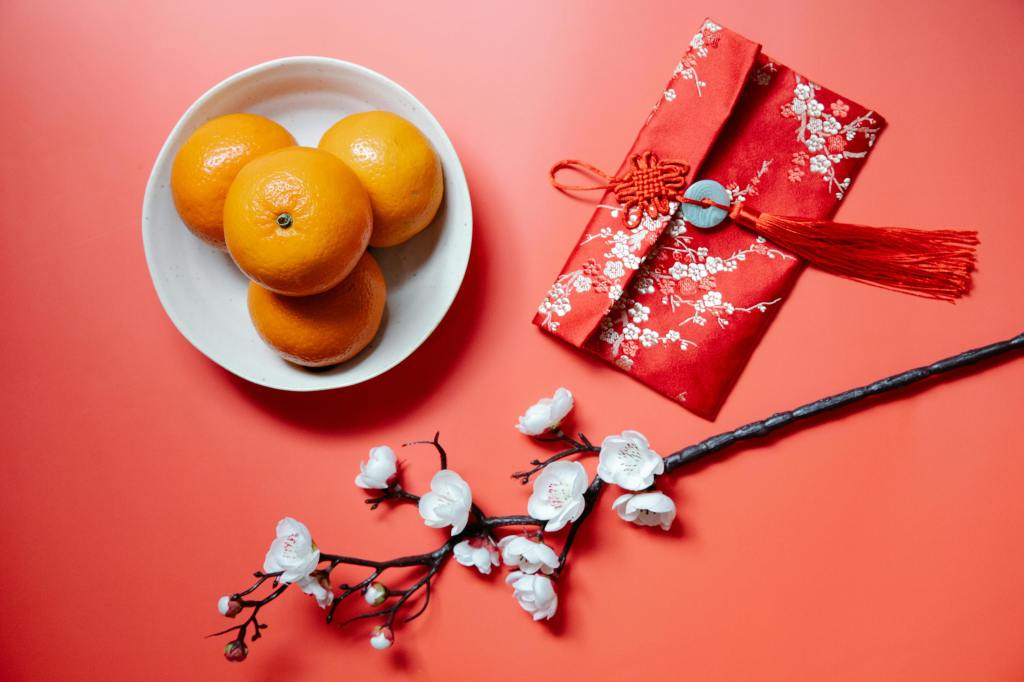 зеленая деревянная змея